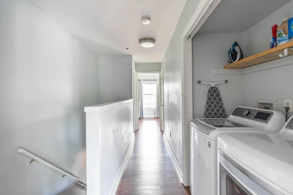 Walk To Broadway Charming Modern Historic Townhome NashvilleNashville  Kültér fotó